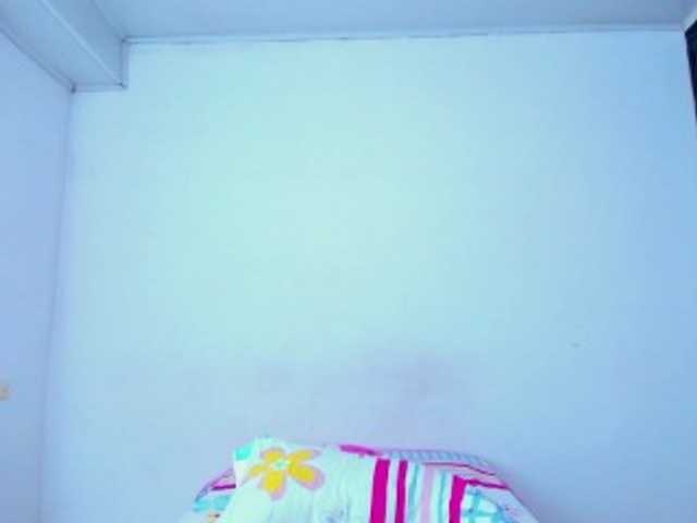 camilafox live cam preview