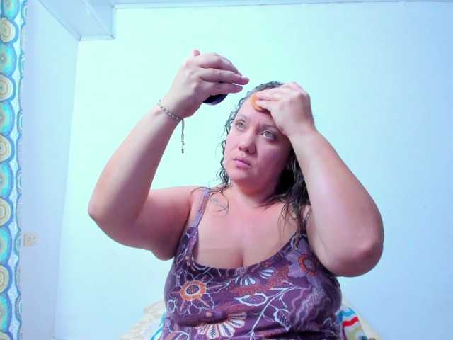 camilafox live cam on BongaCams