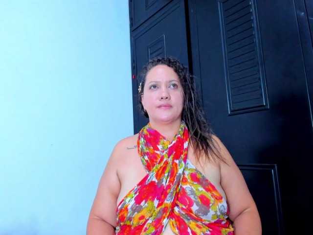 camilafox live cam on BongaCams