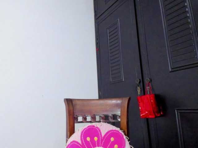 camilafox live cam on BongaCams