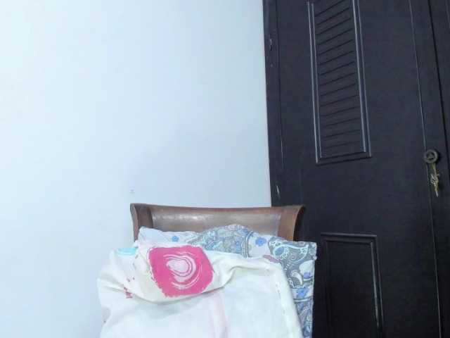 camilafox live cam on BongaCams