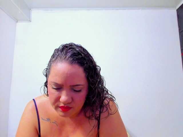 camilafox live cam on BongaCams
