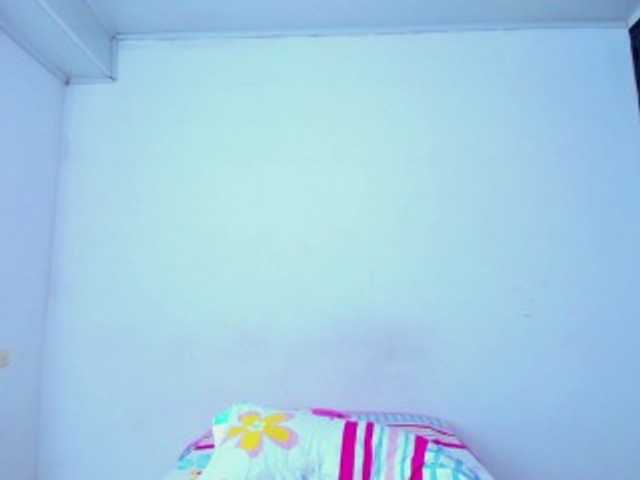 camilafox live cam preview