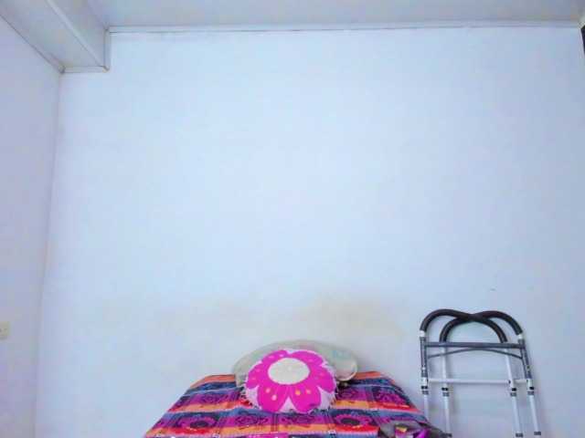 camilafox live cam preview