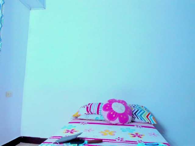 camilafox live cam on BongaCams