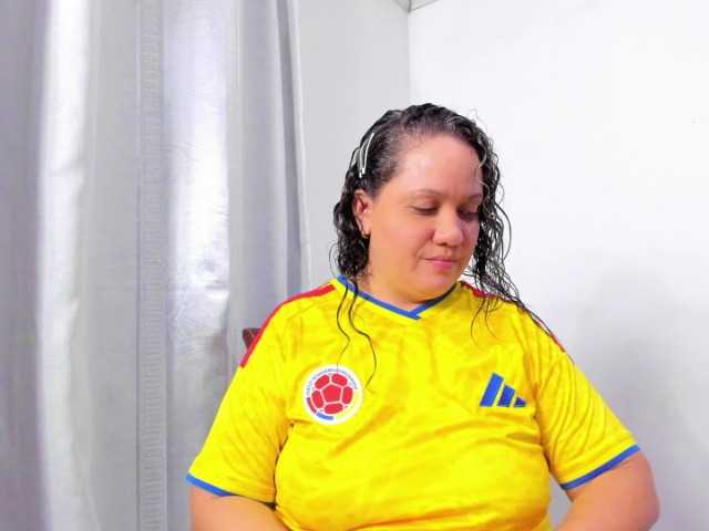 camilafox live cam on BongaCams