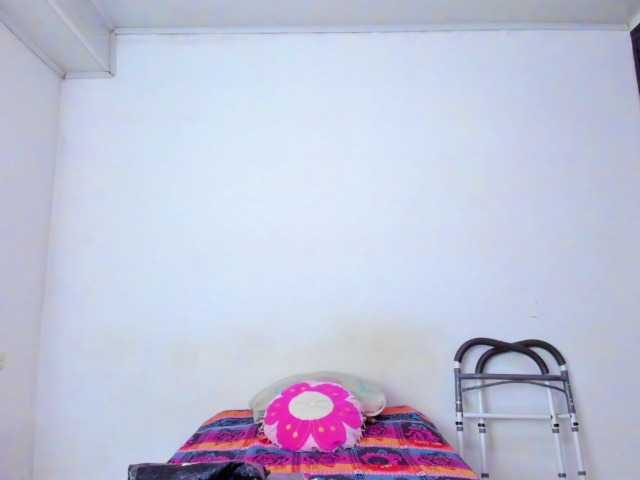 camilafox live cam on BongaCams