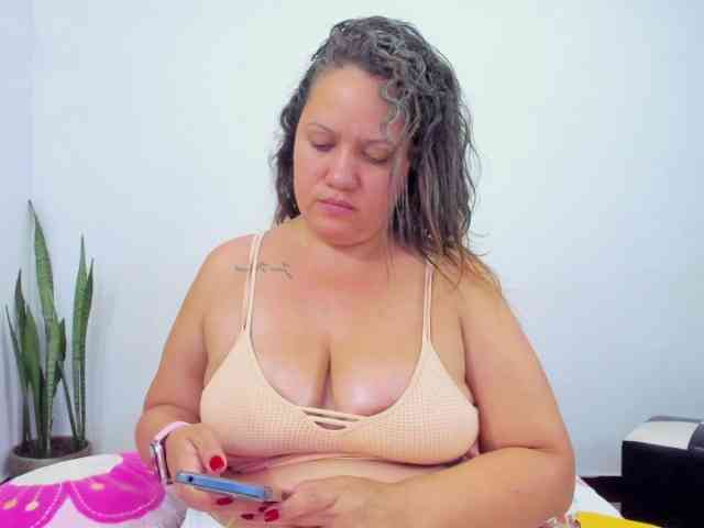 camilafox webcam