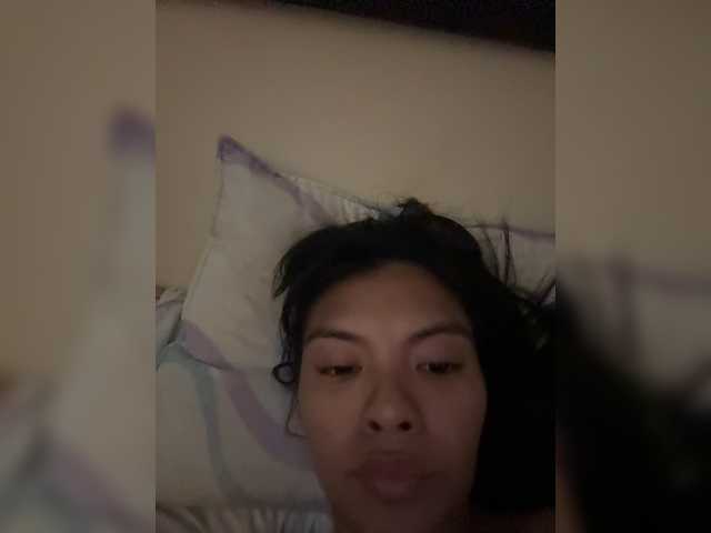 demilivia live cam on BongaCams