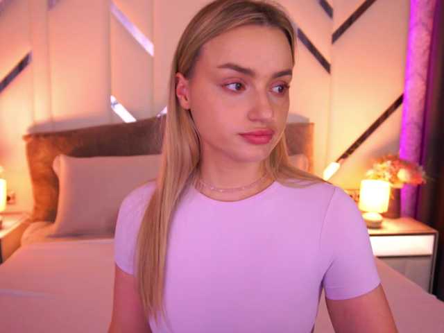 FloraGreys webcam