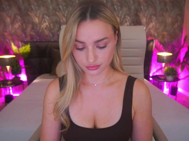 floragreys cam belle