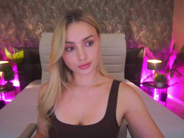 floragreys live sex show