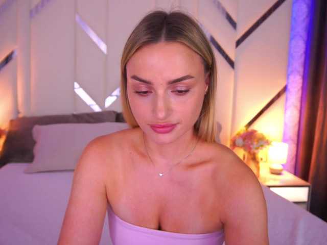 floragreys live sex show