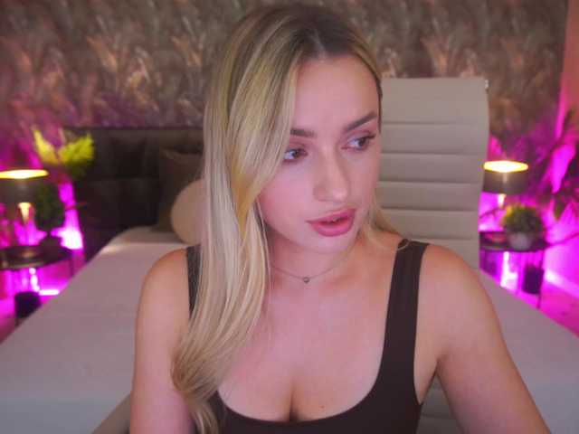 floragreys live sex show