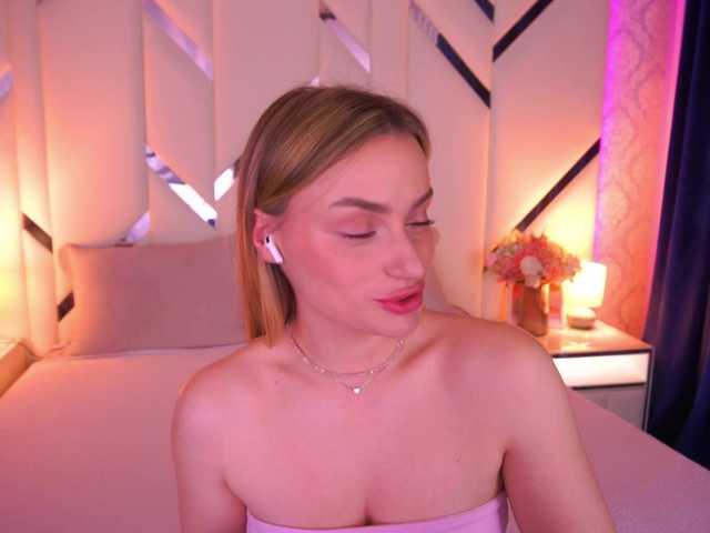 FloraGreys webcam