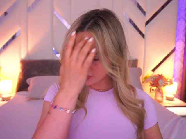 FloraGreys Sex Cam Show