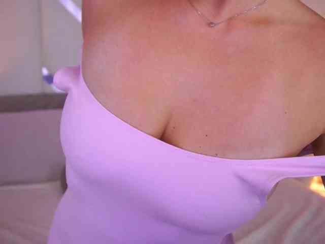 FloraGreys webcam