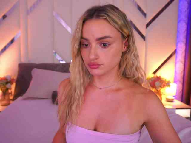 FloraGreys Sex Cam Show