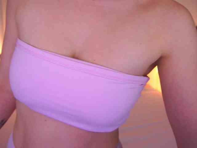 FloraGreys webcam