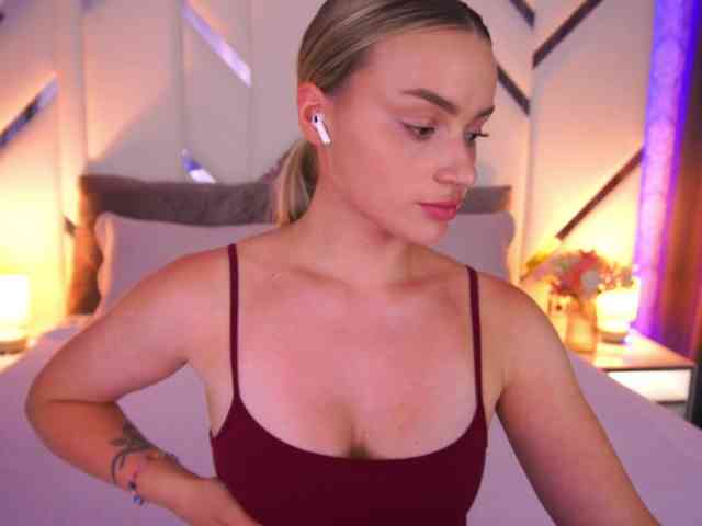 FloraGreys Sex Cam Show
