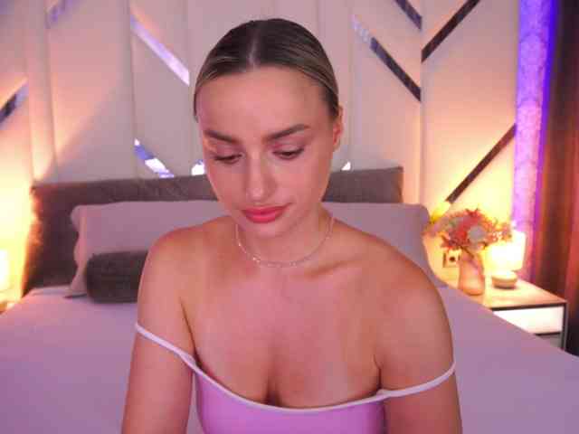 FloraGreys Sex Cam Show