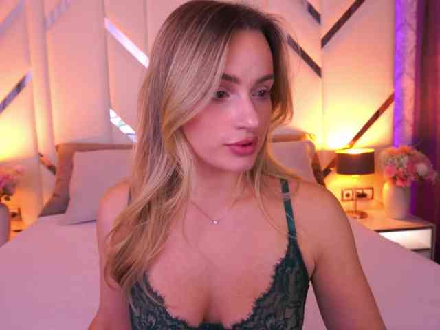 FloraGreys - Girl 