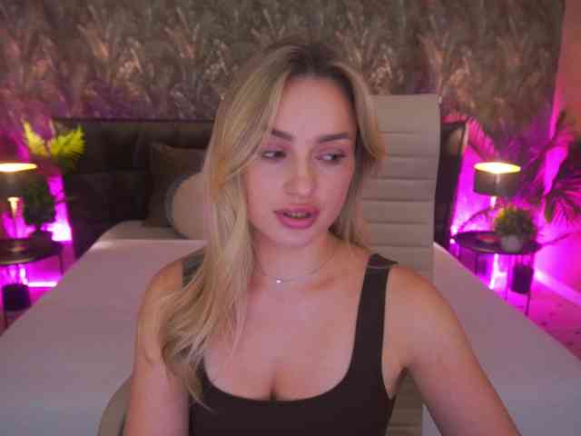 FloraGreys webcam