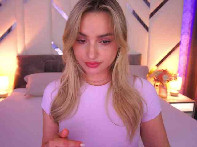 FloraGreys Sex Cam Show