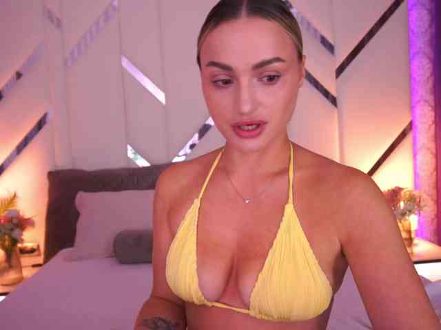 FloraGreys webcam