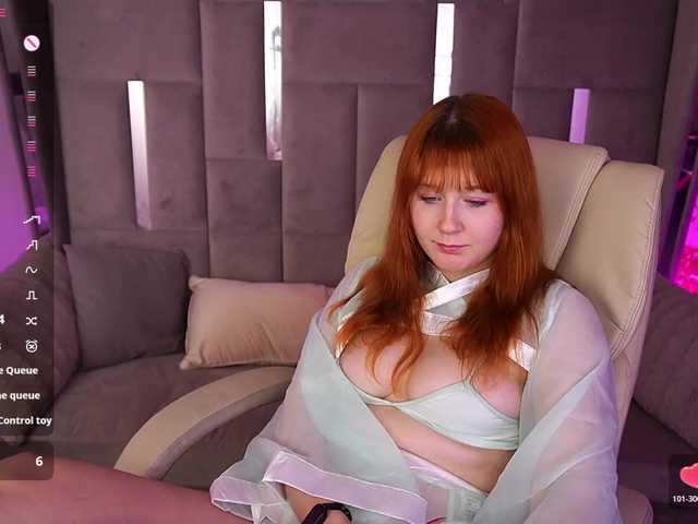 LiluReds live cam on BongaCams