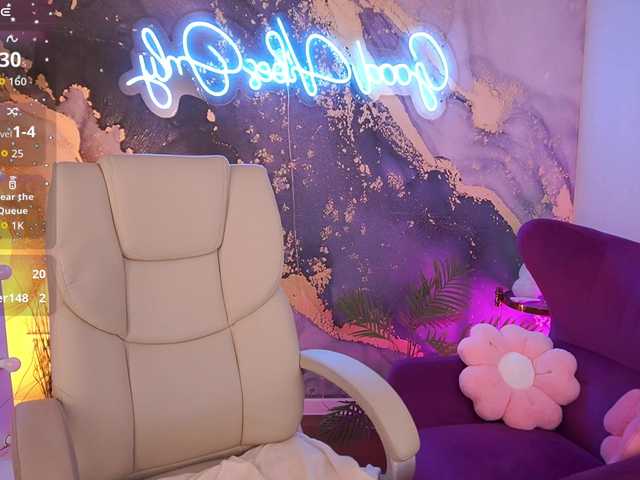 LiluReds live cam on BongaCams