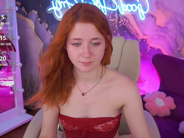 LiluReds live cam on BongaCams