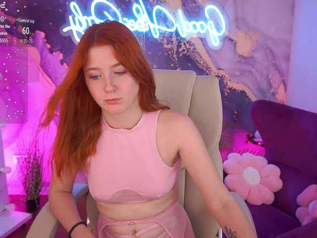 LiluReds live cam on BongaCams