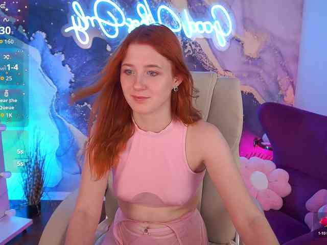 LiluReds Live Webcam on BongaCams