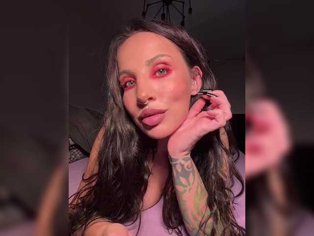 CosmoV1be live cam on BongaCams