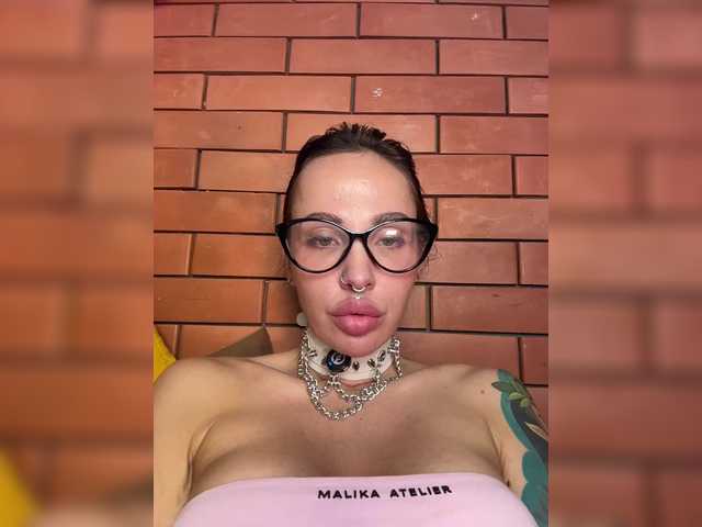 CosmoV1be live webcam show