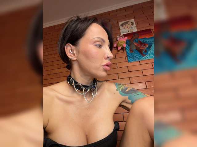CosmoV1be live webcam show