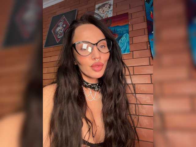 CosmoV1be live cam on BongaCams
