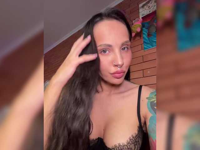 CosmoV1be live cam on BongaCams