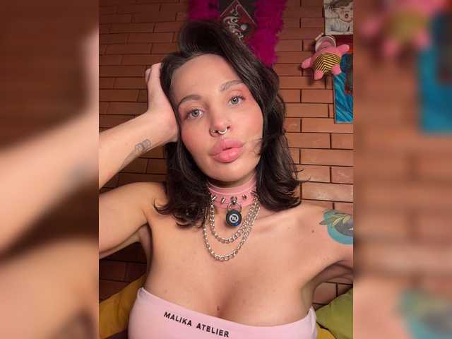 CosmoV1be live webcam show