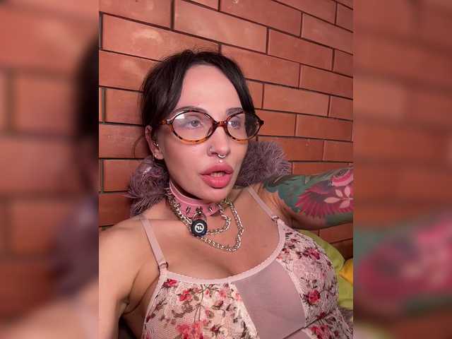 cosmov1be live sex show