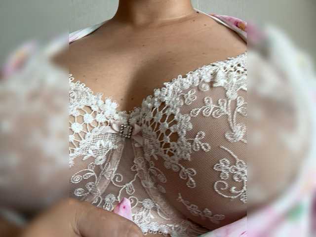 KHADISUN live cam on BongaCams