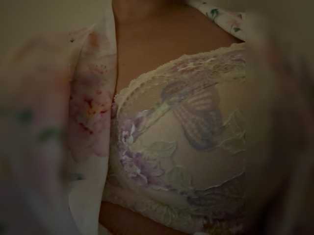 KHADISUN live cam on BongaCams