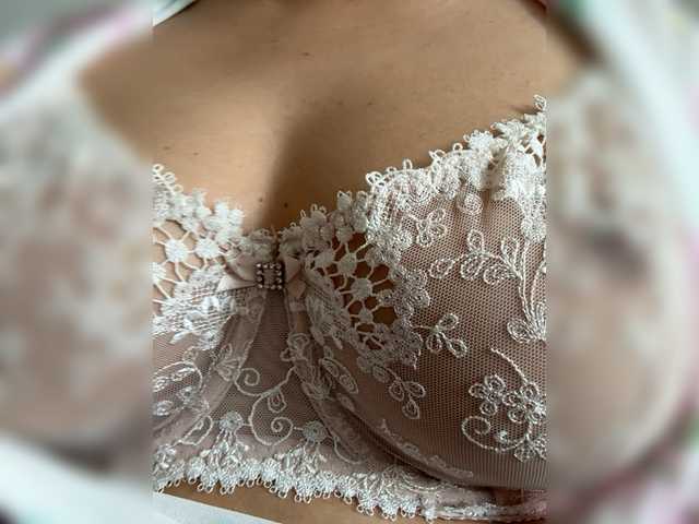 KHADISUN live cam on BongaCams