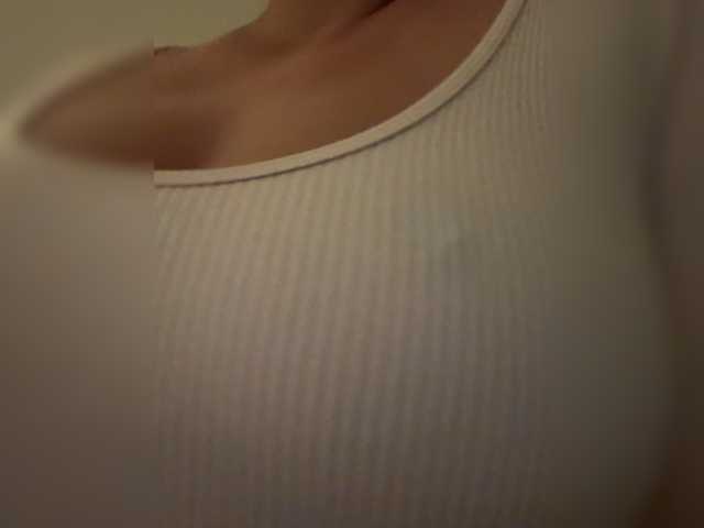 KHADISUN live cam on BongaCams