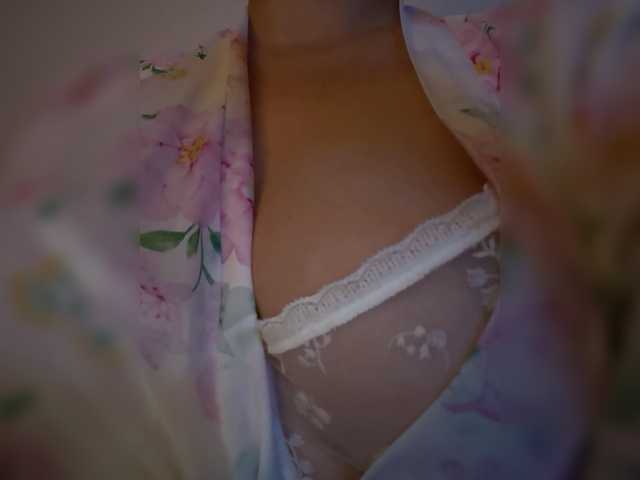 KHADISUN live cam on BongaCams