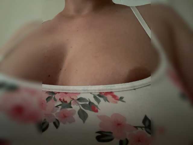 KHADISUN live cam on BongaCams