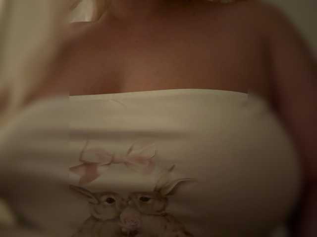 KHADISUN live cam on BongaCams