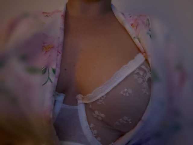 KHADISUN live cam on BongaCams