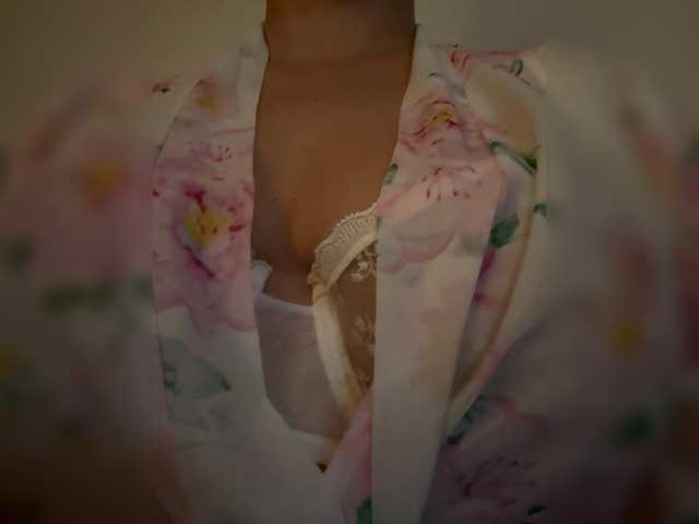KHADISUN live cam on BongaCams
